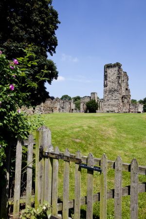 Ashby-de-la-Zouch castle 20 sm.jpg